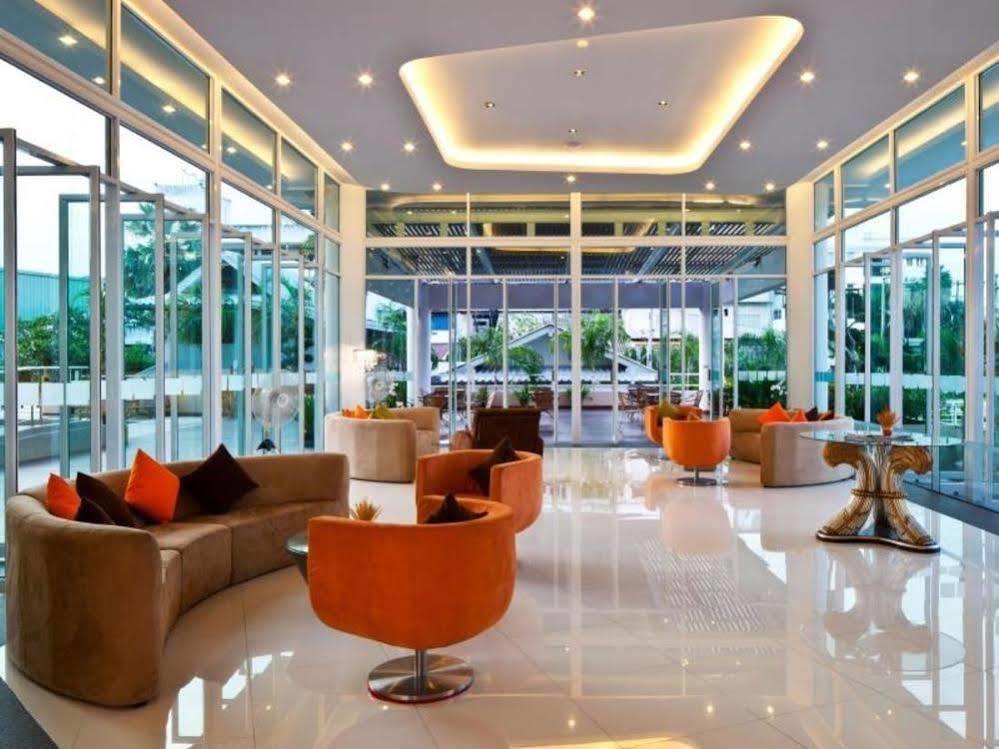 Socool Grand Hotel Nang Rong Eksteriør billede